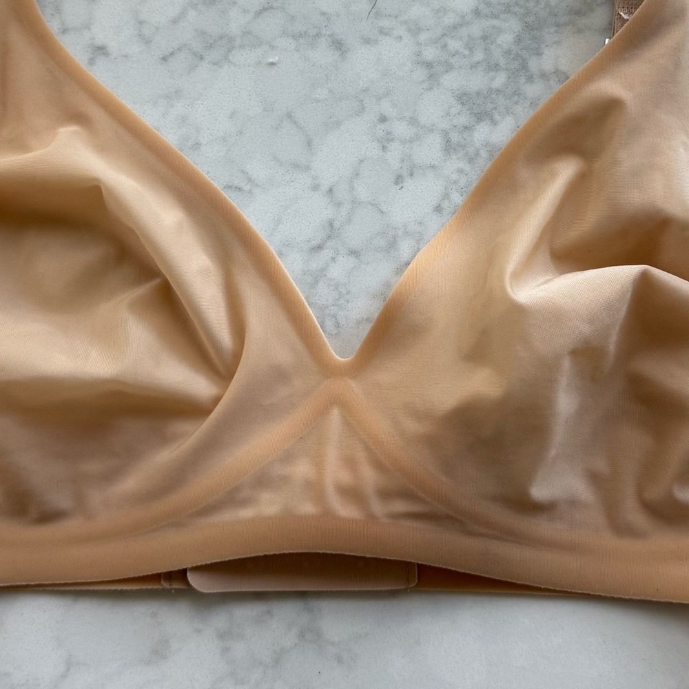 Wolford Skin 3W Wireless Nude Bralette/Bra Women's Size EU36/US6 EUC $130 - Picture 4 of 9